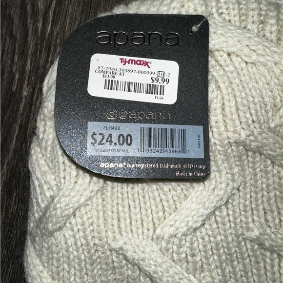 NWT Apana brand knit beanie hat - Picture 4 of 5
